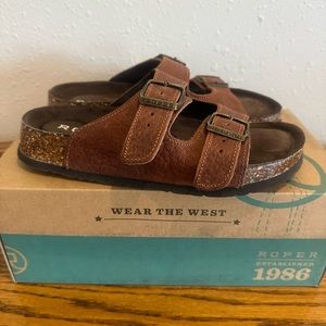 Roper sandals wore one time size 6